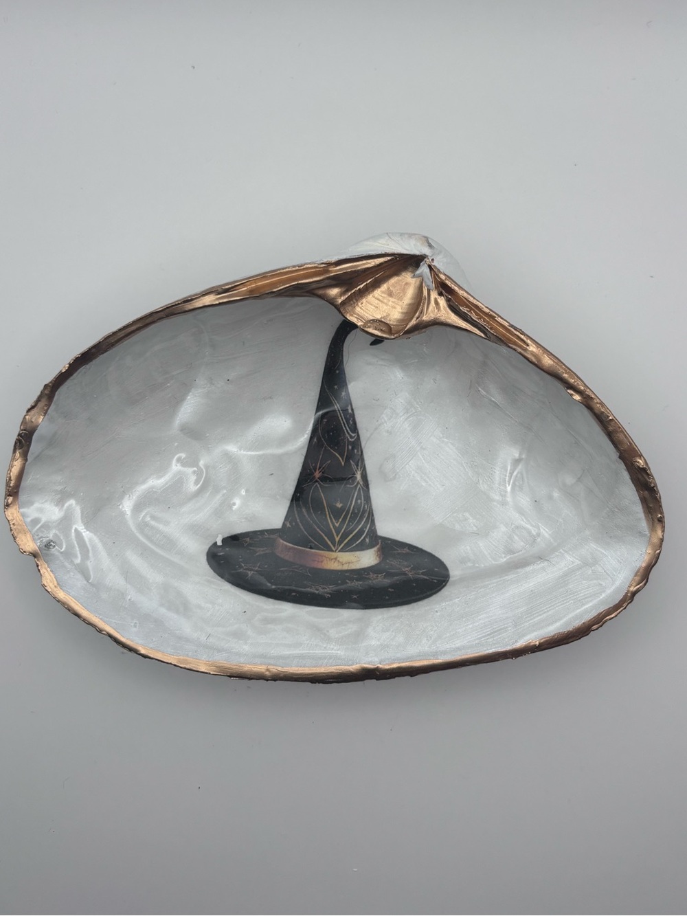 Halloween Witch Hat Decorative Shell Tray - Black and Gold - Picture 3 of 4